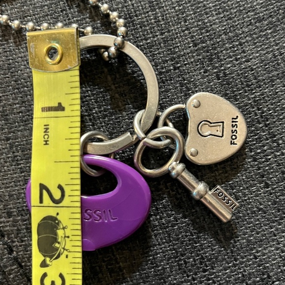 Fossil Key-per Silver Lock & Key Keychain - Picture 5 of 7